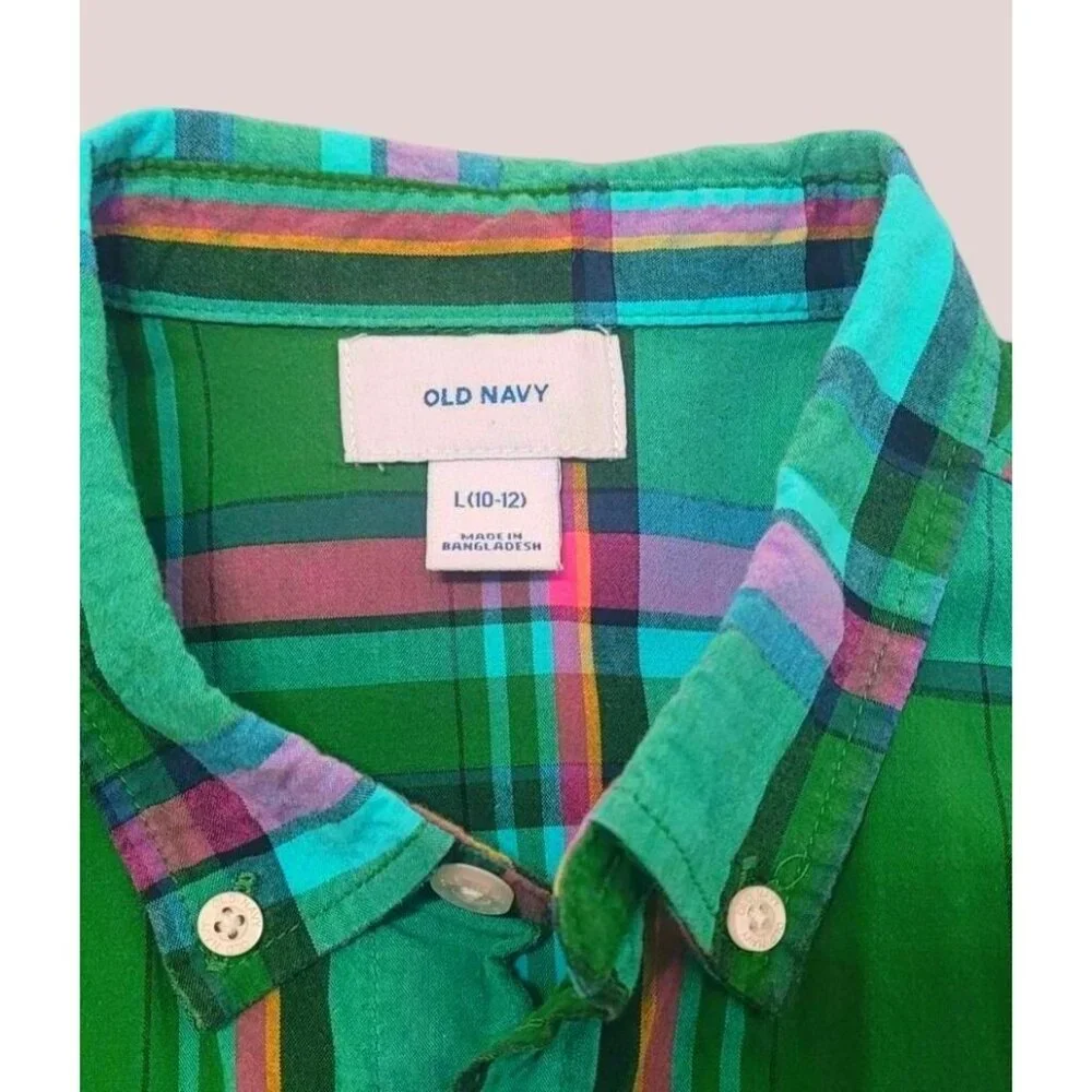 Old Navy -Short-Sleeved Button-Up (SKU#1136)